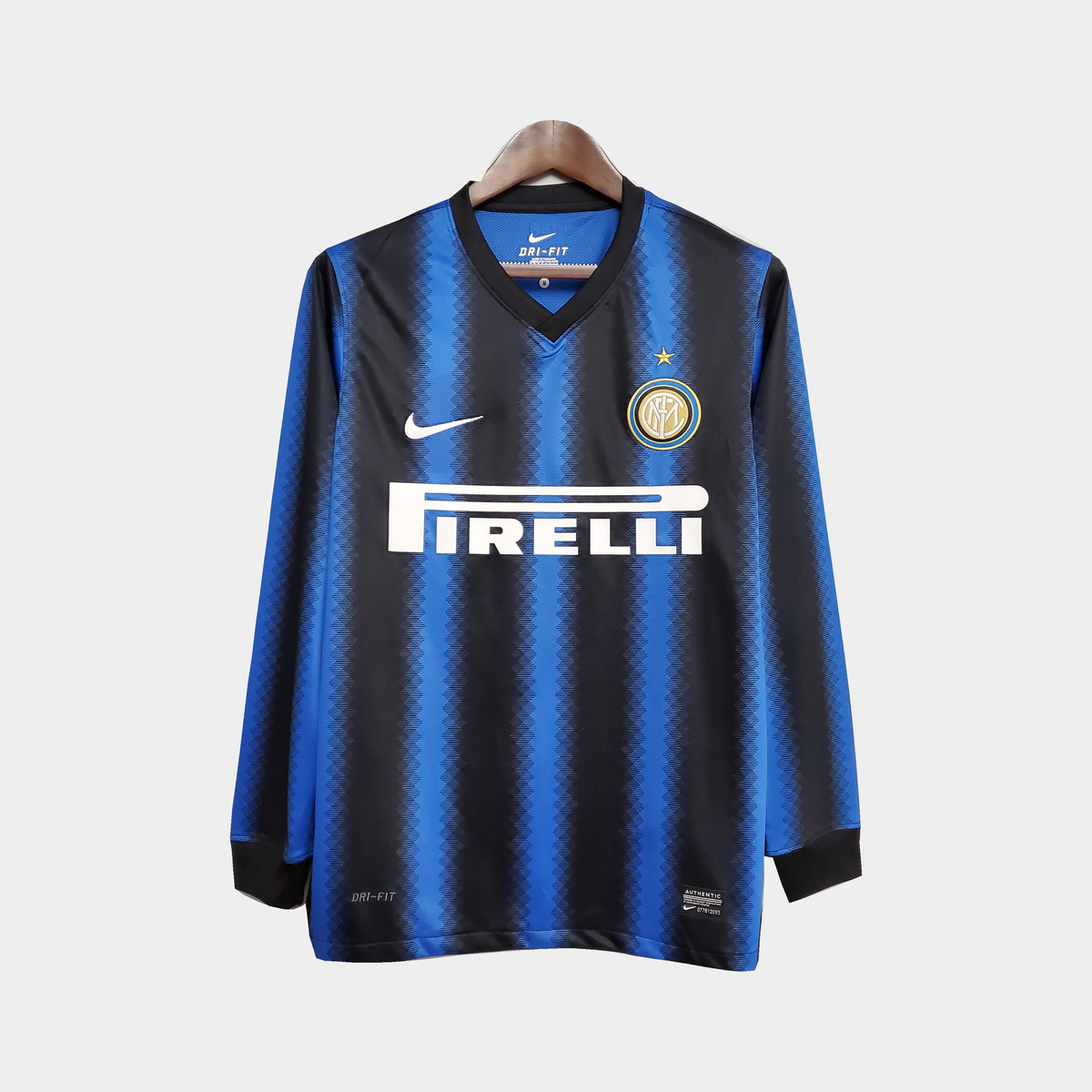 Camiseta Inter Retro Local 2010/11 Manga Larga