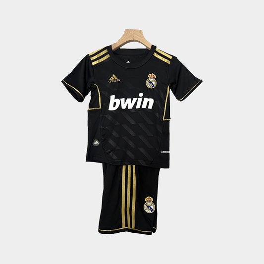 Conjunto Infantil Real Madrid Retro Visita 2011/12