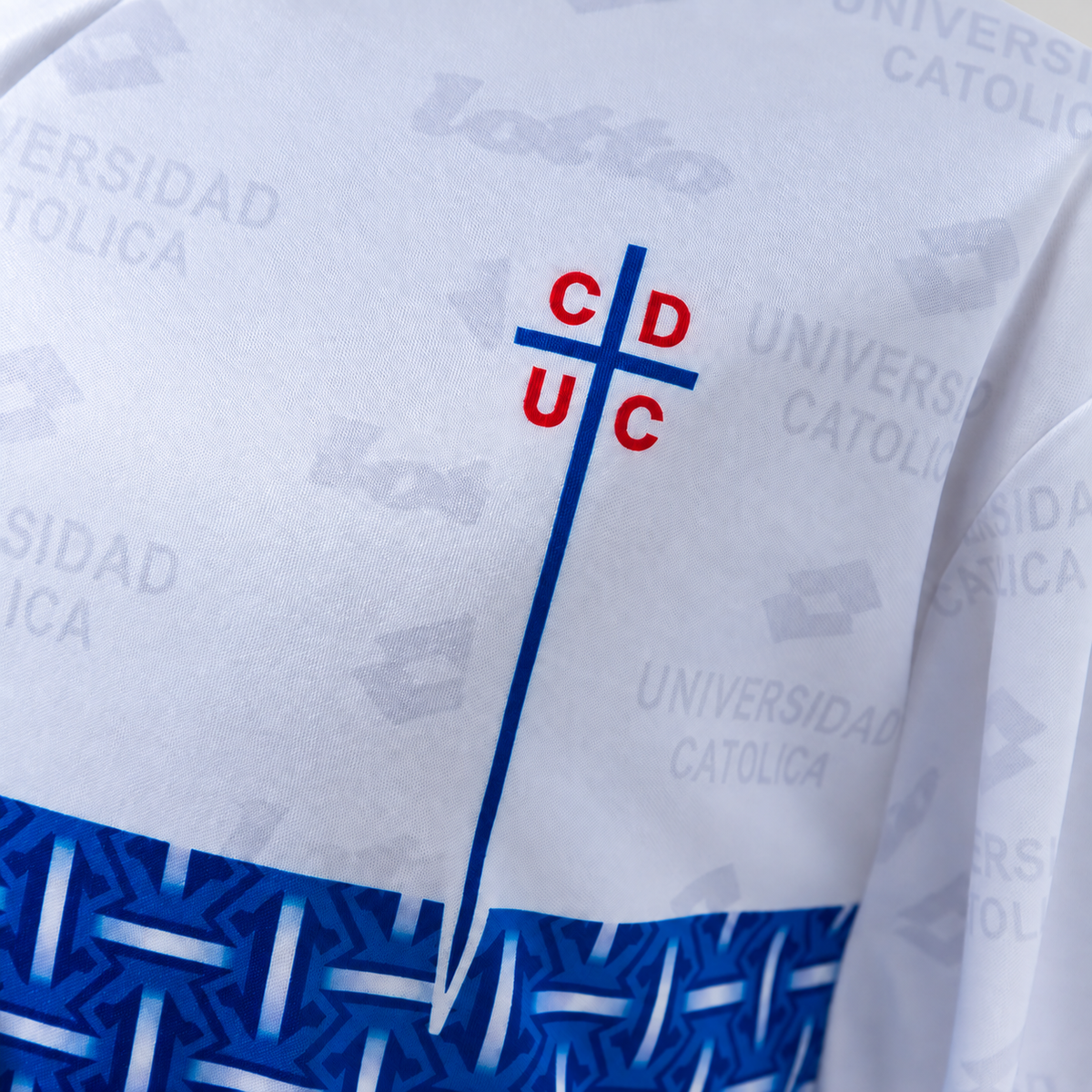 Camiseta Universidad Católica Retro Local Manga Larga 1996