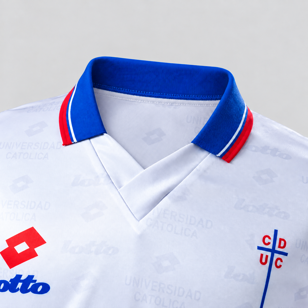 Camiseta Universidad Católica Retro Local Manga Larga 1996