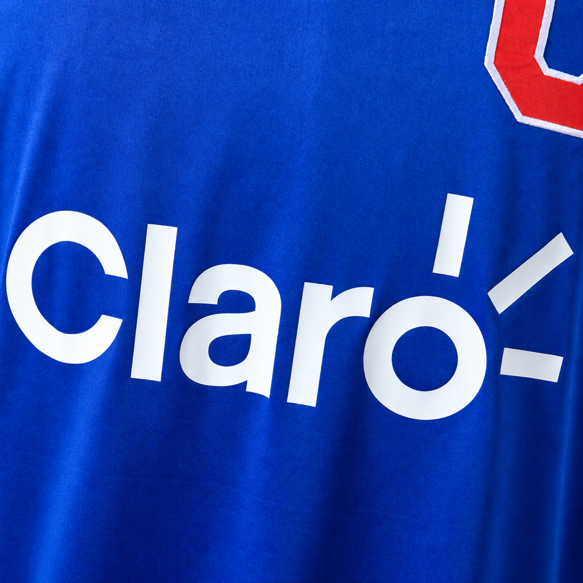 Camiseta Universidad de Chile Retro Local Manga Larga 2011
