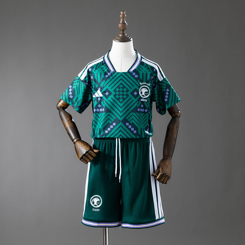 Conjunto de Niños Arabia Saudita Local 2026