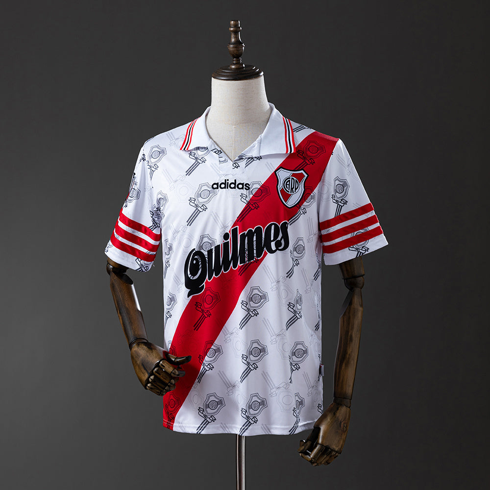 Camiseta River Plate Retro Local 1995/96 Escudos