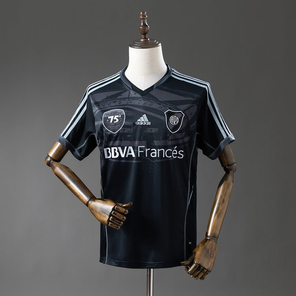 Camiseta River Plate Retro Alternativa Negra 2013/14