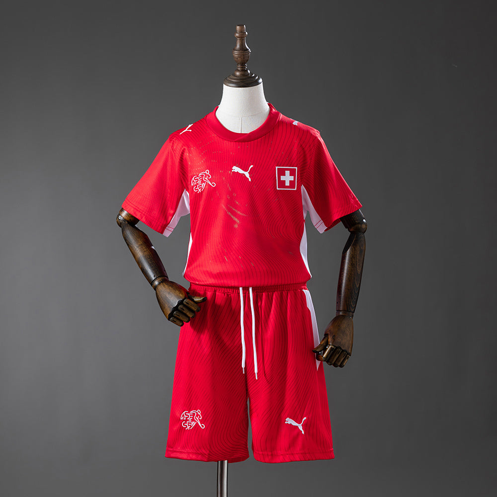 Conjunto de Niños Suiza Local 2026