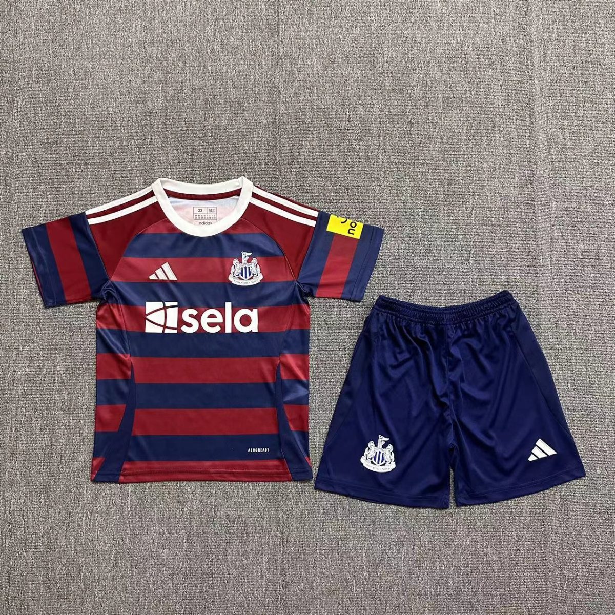 Set Niño Newcastle United Visita 2024-2025