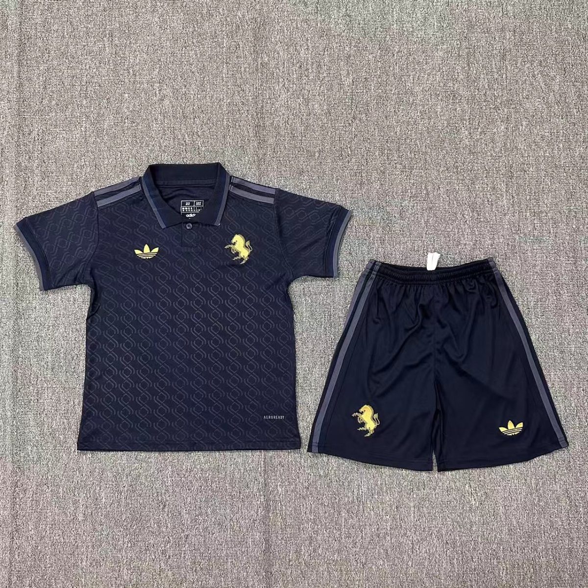 Set Niño Juventus 3era 2024-2025