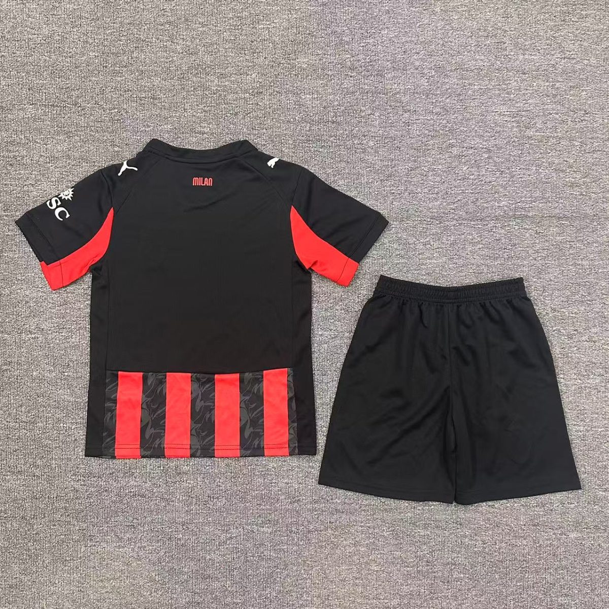 Set Niño AC Milan 2025-2026