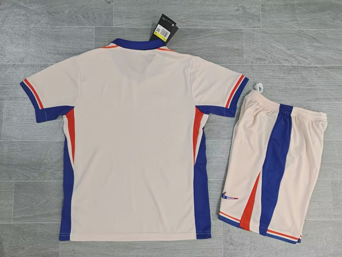 Set Niño Chelsea Visita 2024-2025
