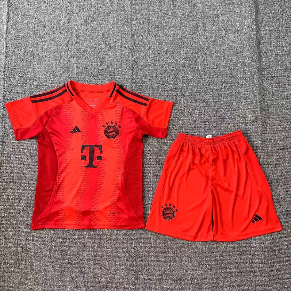 Set Niño Bayern Munich Local 2024-2025