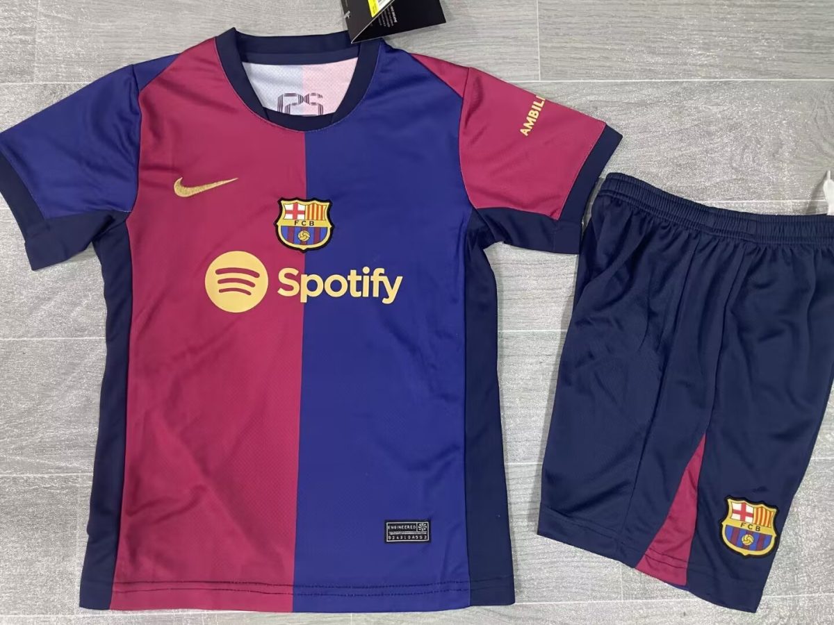 Set Niño Barcelona 2024-2025